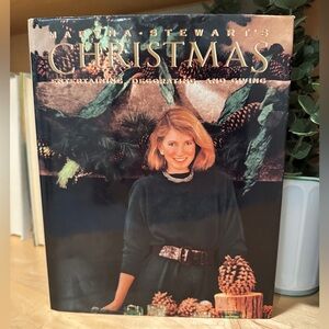 Martha Stewart's 1989 Vintage Christmas Entertaining and Decorating Book